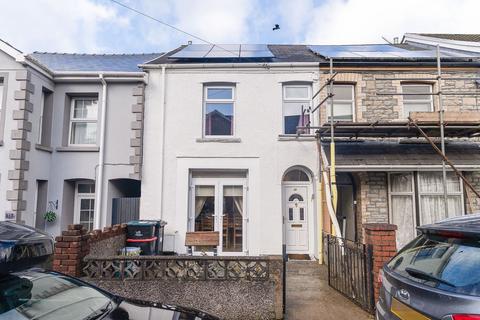 3 bedroom terraced house for sale, Portland Street, Abertillery, NP13