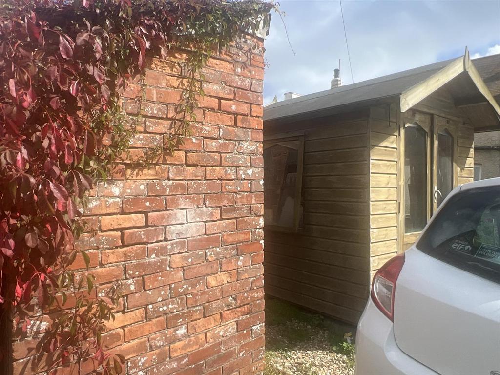 Elevations & Gardens