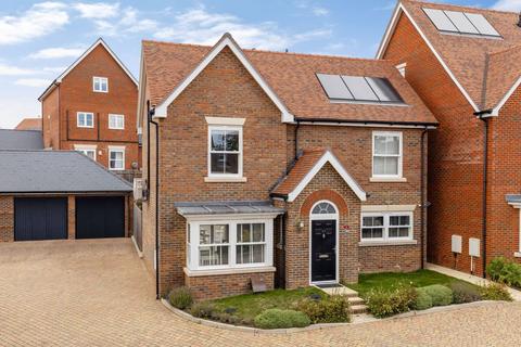 3 bedroom detached house for sale, Hockbury Crescent, Tunbridge Wells, TN2