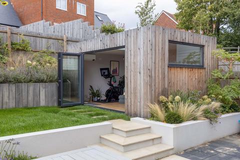 3 bedroom detached house for sale, Hockbury Crescent, Tunbridge Wells, TN2