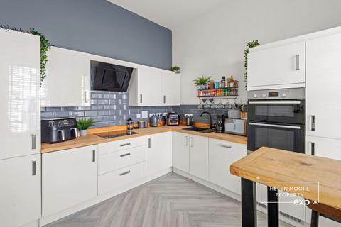 4 bedroom terraced house for sale, Hercules Road, Plymouth PL9