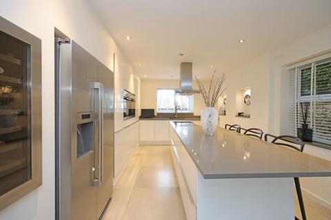 4 bedroom detached house for sale, Harrowby Drive, Westlands, Newcastle ST5