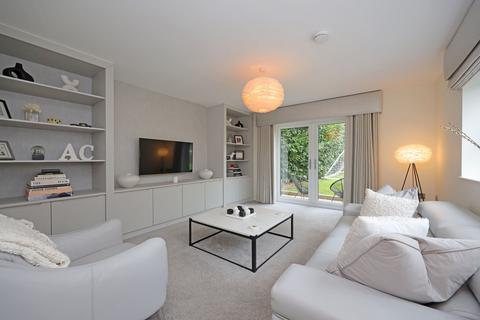4 bedroom detached house for sale, Harrowby Drive, Westlands, Newcastle ST5