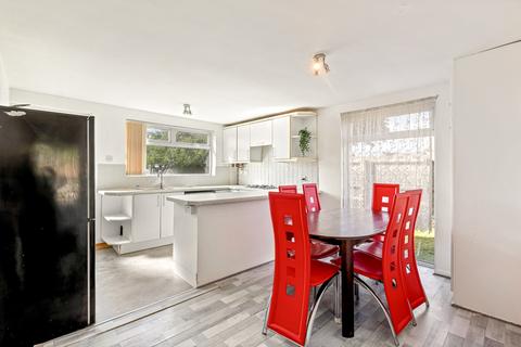 16 Burnham Close, Wigston, LE18 2QT