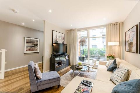 1b Palmerston Road, London, W3 8FU