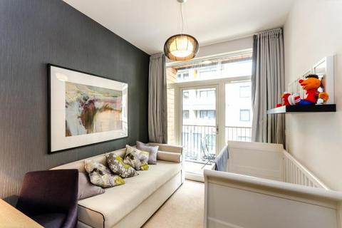 1b Palmerston Road, London, W3 8FU