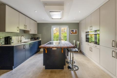 4 bedroom terraced house for sale, The Fairfield, Farnham, Surrey, GU9