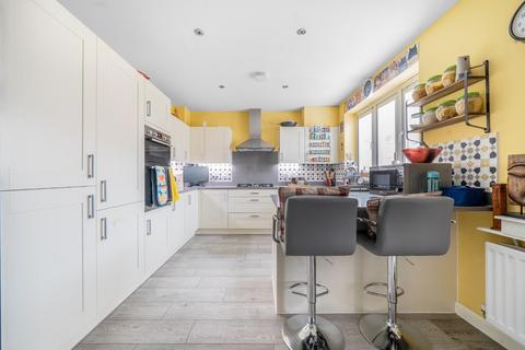 28 Box Road, Cam, Dursley, GL11 5DJ