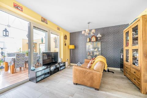 28 Box Road, Cam, Dursley, GL11 5DJ