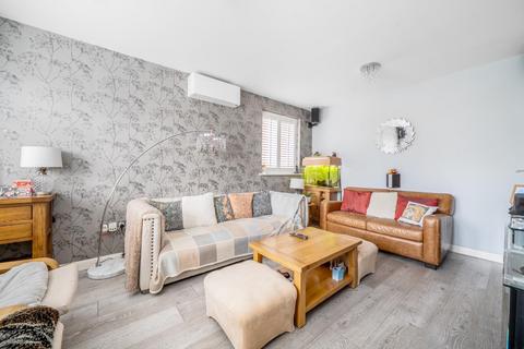 28 Box Road, Cam, Dursley, GL11 5DJ