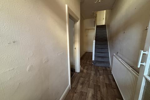 undefined, 1, Liverpool L22