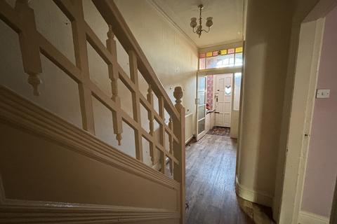 undefined, 1, Liverpool L22