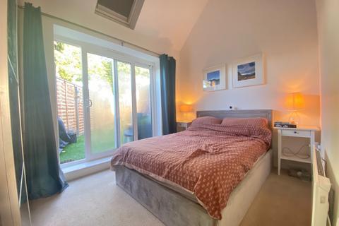 2 bedroom semi-detached bungalow for sale, WOKING