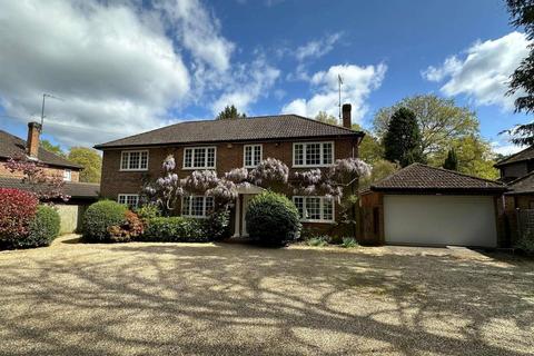 undefined, Blackhorse Road, Woking