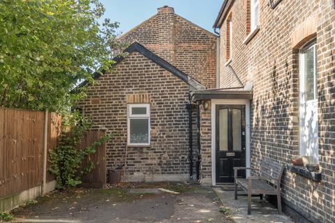 undefined, Alt Grove, Wimbledon, London, SW19