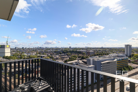 1 bedroom apartment to rent, White City Living, London W12