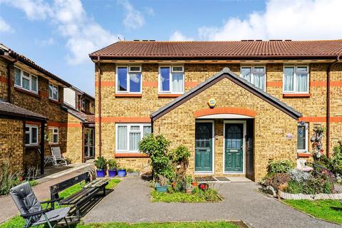undefined, Chelwood Close, London E4