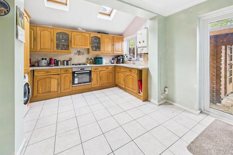 3 bedroom link detached house for sale, Saddlers Road, Quedgeley, Gloucester