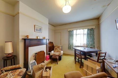 3 bedroom end of terrace house for sale, St. Elmo Road, Worthing