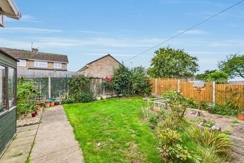 undefined, Lurgan Close, Lincoln