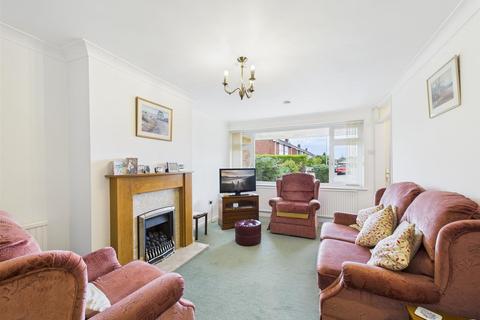 2 bedroom semi-detached bungalow for sale, Lurgan Close, Lincoln