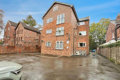 2 bedroom flat for sale, Queenston Road, West Didsbury, Manchester, M20