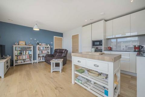 1 bedroom flat for sale, Durham Wharf Drive, Brentford TW8