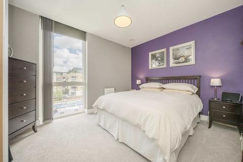 1 bedroom flat for sale, Durham Wharf Drive, Brentford TW8