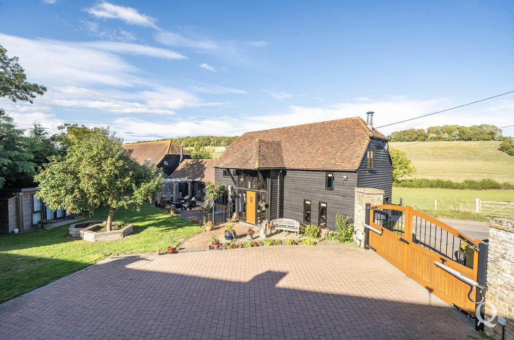 01c7c8b4-5fdd-471...