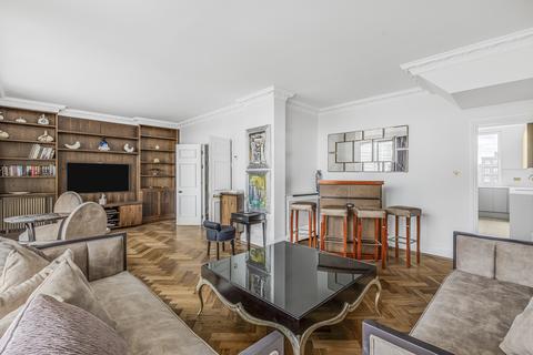 18 The Quadrangle, London, SW10 0UG