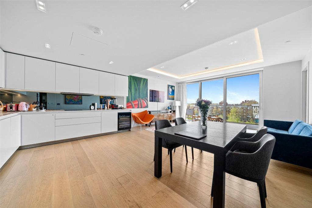 Kitchen/Dining