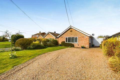 2 bedroom detached bungalow for sale, Scarle Lane, Eagle, Lincoln