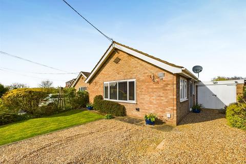 2 bedroom detached bungalow for sale, Scarle Lane, Eagle, Lincoln