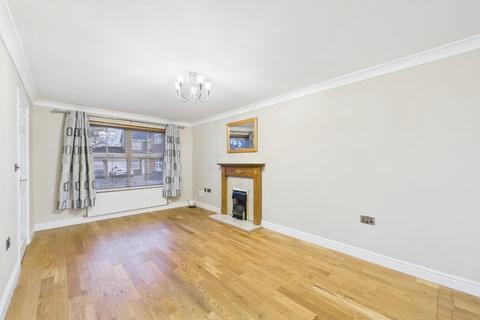 3 bedroom detached house for sale, Primrose Close, North Hykeham, Lincoln