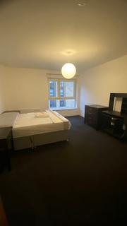 5/2, 30 Dunblane Street, Glasgow, G4 0HJ