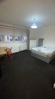 5/2, 30 Dunblane Street, Glasgow, G4 0HJ