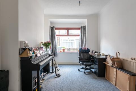 2 bedroom terraced house for sale, Estcourt Street, Hull HU9
