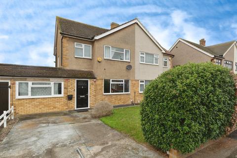 undefined, Lakeside, Rainham RM13