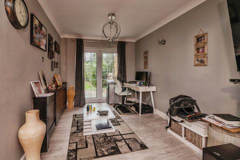 undefined, Lakeside, Rainham RM13