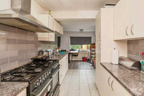 undefined, Lakeside, Rainham RM13