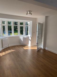 3 bedroom semi-detached house for sale, Farleigh Road, Warlingham CR6