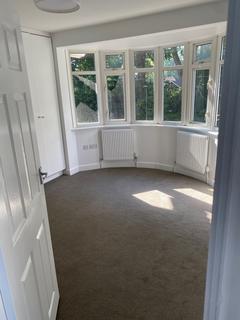 3 bedroom semi-detached house for sale, Farleigh Road, Warlingham CR6