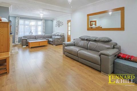 undefined, Leasway, Grays RM16