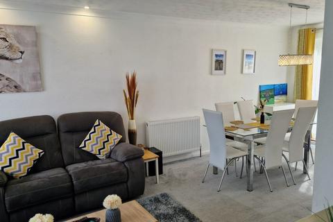 6 Cribb Close, Poole, BH17 8QD