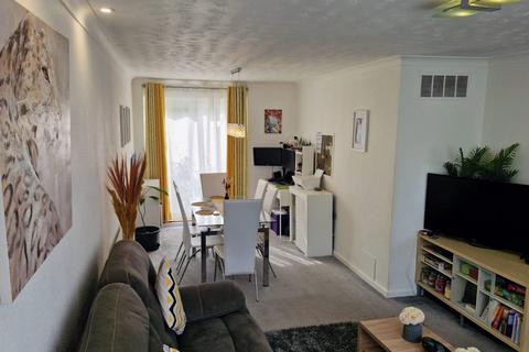 6 Cribb Close, Poole, BH17 8QD