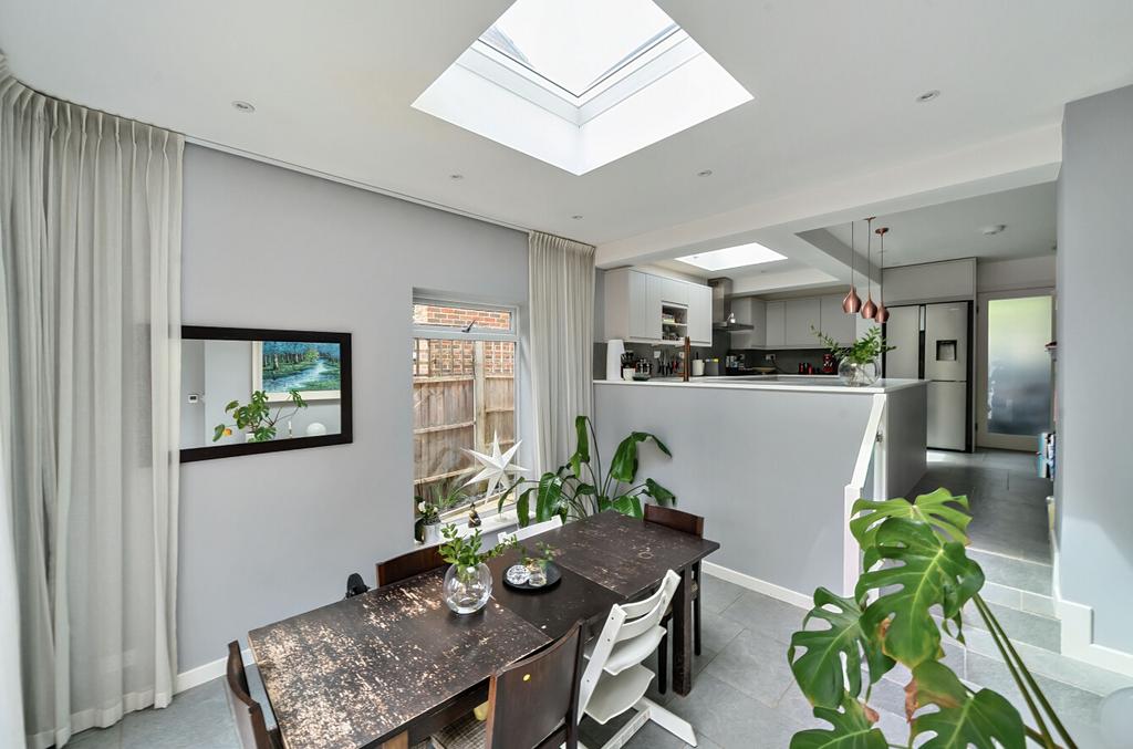 1328012-20-688a2d...