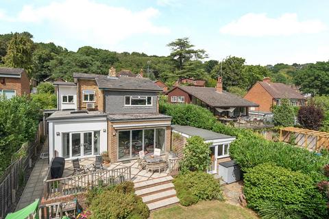 4 bedroom detached house for sale, Peperharow Road, Surrey GU7