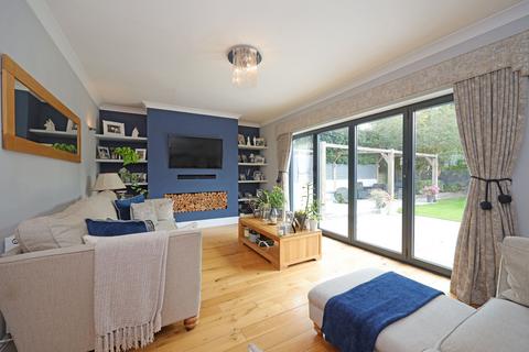 4 bedroom detached house for sale, Whitmore Road, Westlands, ST5