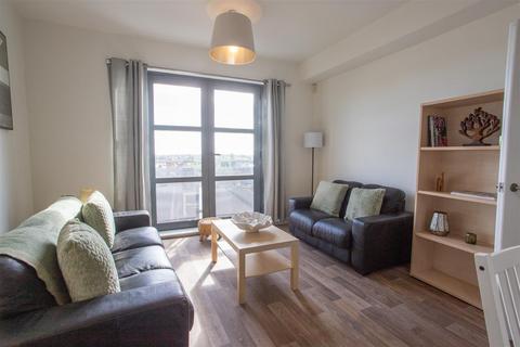 2 bedroom apartment for sale, Aldbourne Road, Coventry * VACANT & NO UPWARD CHAIN *