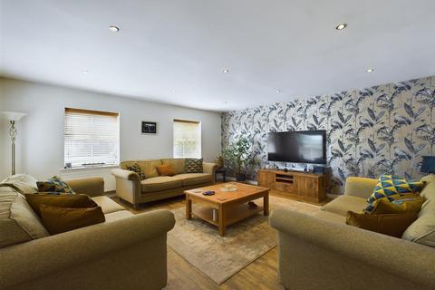 4 bedroom detached house for sale, Swallow Avenue, Skellingthorpe, Lincoln